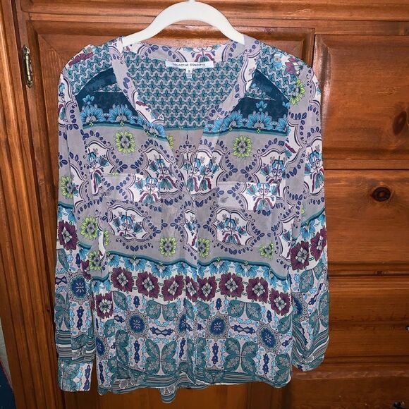 Collective Concepts Blue multi Blouse stitch fix - Picture 2 of 8